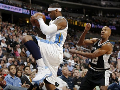 邮报：贝蒂斯最后时刻报价求租安东尼和埃里克森，被曼联拒绝